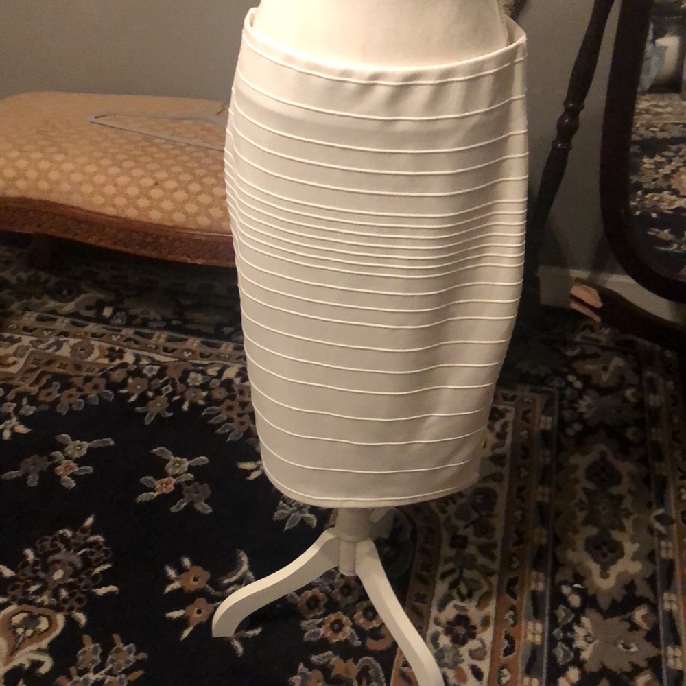 SOLD OLIVIA BLU skirt white size XL skirt only